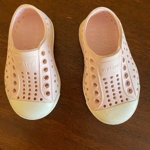 Native shoes. Size 4